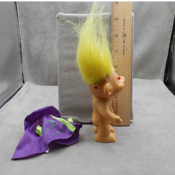 Vintage Toymax 1992 Wizard Troll Doll Eye's Light Up Yellow Hair No Sound - Picture 4 of 10